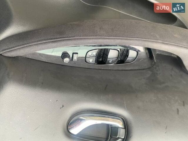 Белый Ниссан Лиф, объемом двигателя 0 л и пробегом 56 тыс. км за 7400 $, фото 13 на Automoto.ua