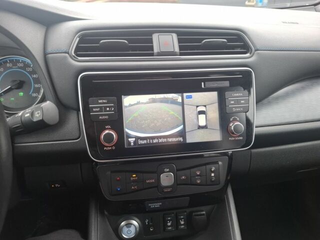 Белый Ниссан Лиф, объемом двигателя 0 л и пробегом 104 тыс. км за 12600 $, фото 8 на Automoto.ua