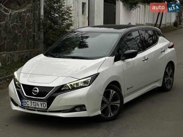 Білий Ніссан Ліф, об'ємом двигуна 0 л та пробігом 162 тис. км за 13601 $, фото 8 на Automoto.ua