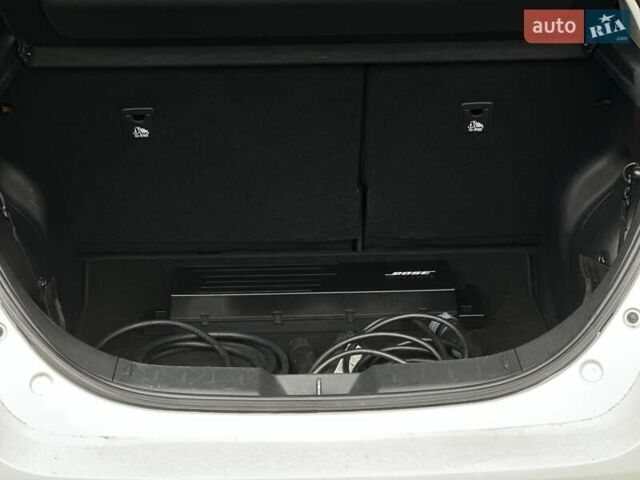 Білий Ніссан Ліф, об'ємом двигуна 0 л та пробігом 162 тис. км за 13601 $, фото 26 на Automoto.ua