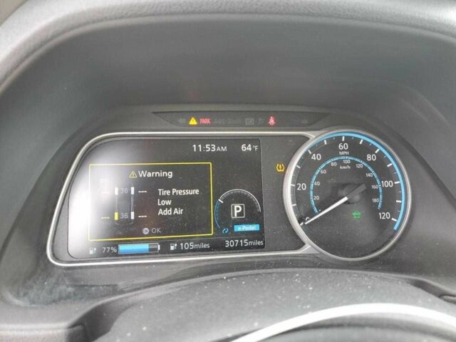 Білий Ніссан Ліф, об'ємом двигуна 0 л та пробігом 48 тис. км за 2900 $, фото 8 на Automoto.ua