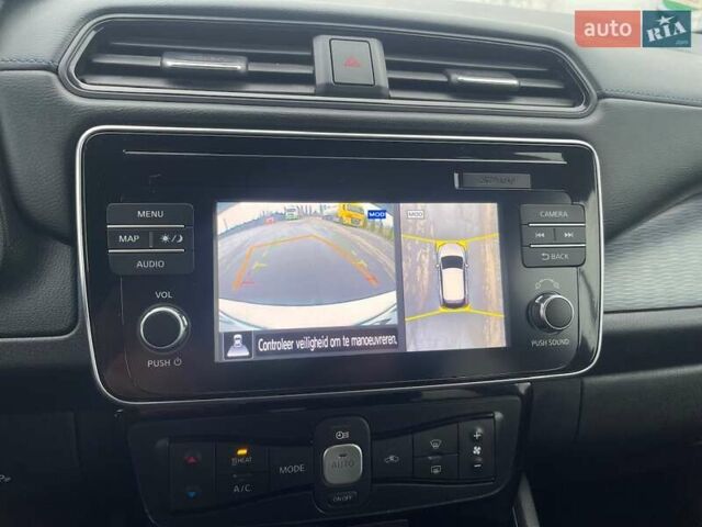 Белый Ниссан Лиф, объемом двигателя 0 л и пробегом 108 тыс. км за 12700 $, фото 38 на Automoto.ua