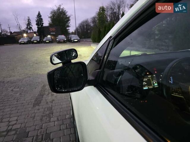 Білий Ніссан Ліф, об'ємом двигуна 0 л та пробігом 90 тис. км за 10000 $, фото 22 на Automoto.ua