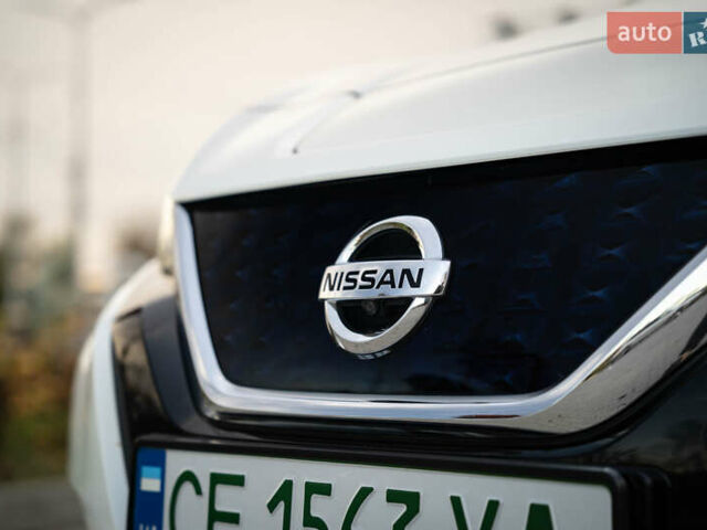 Белый Ниссан Лиф, объемом двигателя 0 л и пробегом 108 тыс. км за 13900 $, фото 10 на Automoto.ua