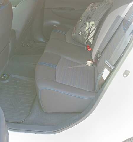 Белый Ниссан Лиф, объемом двигателя 0 л и пробегом 75 тыс. км за 11999 $, фото 14 на Automoto.ua