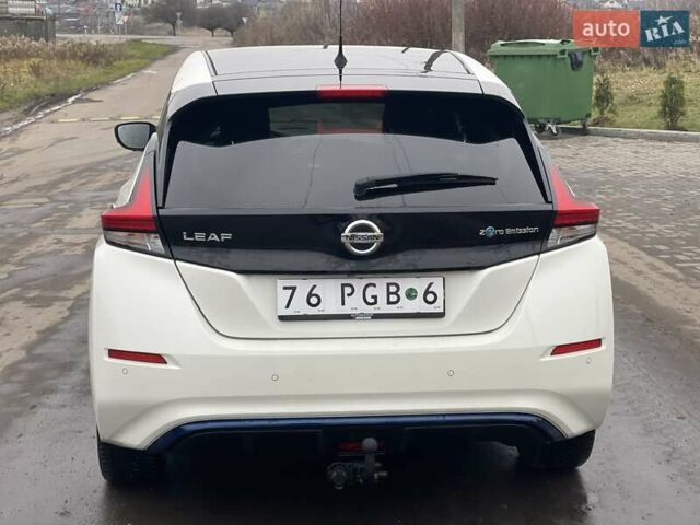 Белый Ниссан Лиф, объемом двигателя 0 л и пробегом 108 тыс. км за 12700 $, фото 3 на Automoto.ua