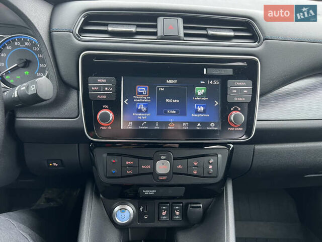 Белый Ниссан Лиф, объемом двигателя 0 л и пробегом 96 тыс. км за 13500 $, фото 23 на Automoto.ua