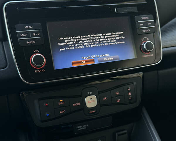 Белый Ниссан Лиф, объемом двигателя 0 л и пробегом 116 тыс. км за 11800 $, фото 76 на Automoto.ua