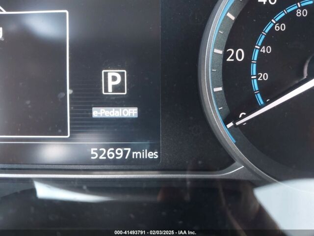 Белый Ниссан Лиф, объемом двигателя 0 л и пробегом 84 тыс. км за 7700 $, фото 7 на Automoto.ua