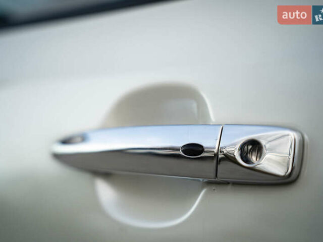 Белый Ниссан Лиф, объемом двигателя 0 л и пробегом 108 тыс. км за 13900 $, фото 19 на Automoto.ua