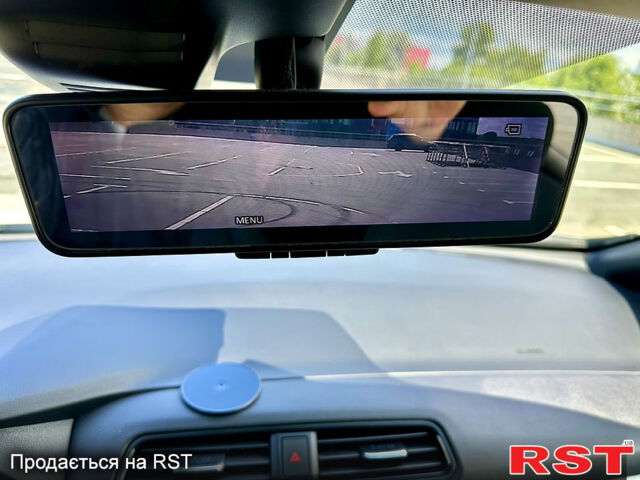 Белый Ниссан Лиф, объемом двигателя 0.13 л и пробегом 44 тыс. км за 12400 $, фото 10 на Automoto.ua