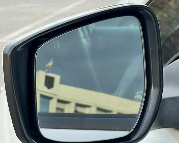 Білий Ніссан Ліф, об'ємом двигуна 0 л та пробігом 58 тис. км за 13499 $, фото 28 на Automoto.ua