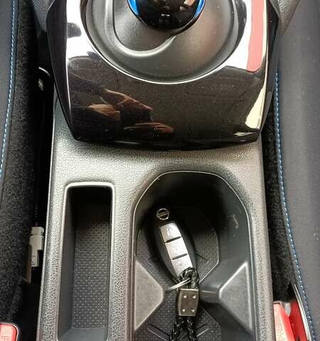 Белый Ниссан Лиф, объемом двигателя 0 л и пробегом 75 тыс. км за 11999 $, фото 31 на Automoto.ua