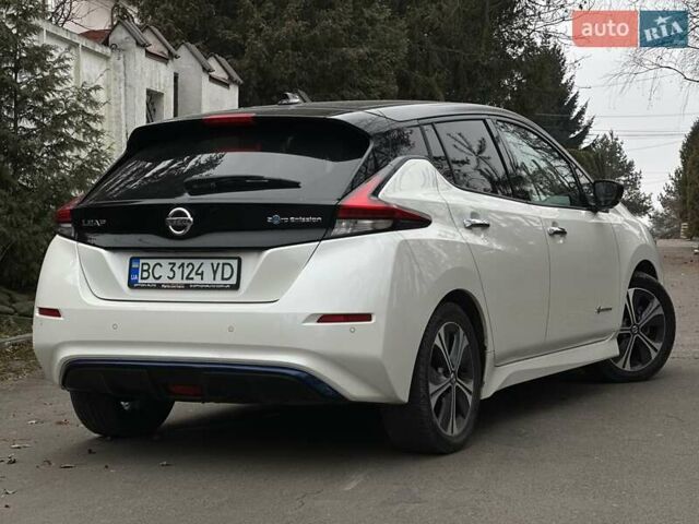 Білий Ніссан Ліф, об'ємом двигуна 0 л та пробігом 162 тис. км за 13601 $, фото 16 на Automoto.ua