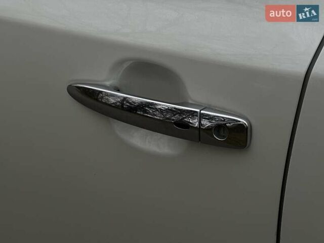 Білий Ніссан Ліф, об'ємом двигуна 0 л та пробігом 162 тис. км за 13601 $, фото 33 на Automoto.ua