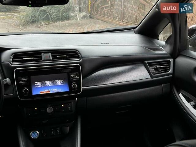 Білий Ніссан Ліф, об'ємом двигуна 0 л та пробігом 162 тис. км за 13601 $, фото 52 на Automoto.ua