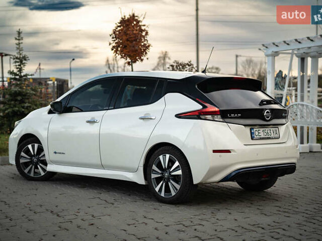 Белый Ниссан Лиф, объемом двигателя 0 л и пробегом 108 тыс. км за 13900 $, фото 6 на Automoto.ua