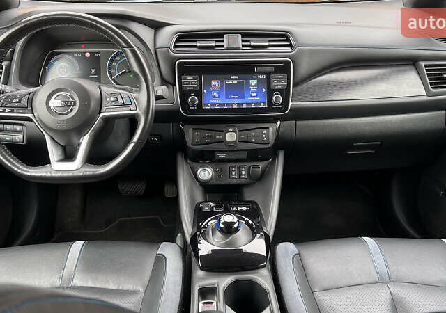 Белый Ниссан Лиф, объемом двигателя 0 л и пробегом 114 тыс. км за 12950 $, фото 21 на Automoto.ua