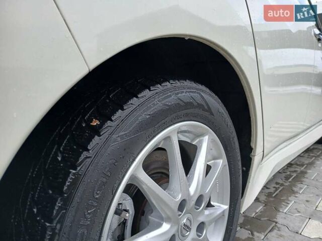 Белый Ниссан Лиф, объемом двигателя 0 л и пробегом 135 тыс. км за 12799 $, фото 29 на Automoto.ua