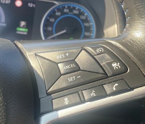 Белый Ниссан Лиф, объемом двигателя 0 л и пробегом 120 тыс. км за 12200 $, фото 8 на Automoto.ua