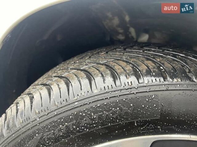 Белый Ниссан Лиф, объемом двигателя 0 л и пробегом 108 тыс. км за 12700 $, фото 30 на Automoto.ua