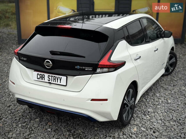 Белый Ниссан Лиф, объемом двигателя 0 л и пробегом 157 тыс. км за 11700 $, фото 23 на Automoto.ua