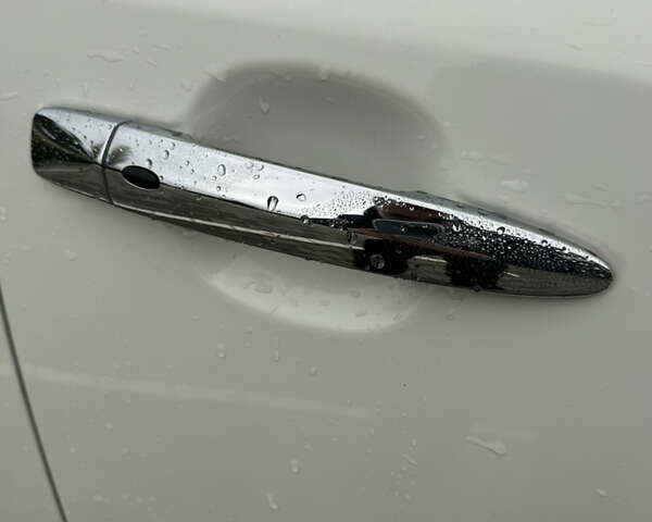 Белый Ниссан Лиф, объемом двигателя 0 л и пробегом 116 тыс. км за 11800 $, фото 50 на Automoto.ua