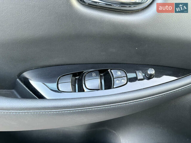 Белый Ниссан Лиф, объемом двигателя 0 л и пробегом 140 тыс. км за 13850 $, фото 22 на Automoto.ua