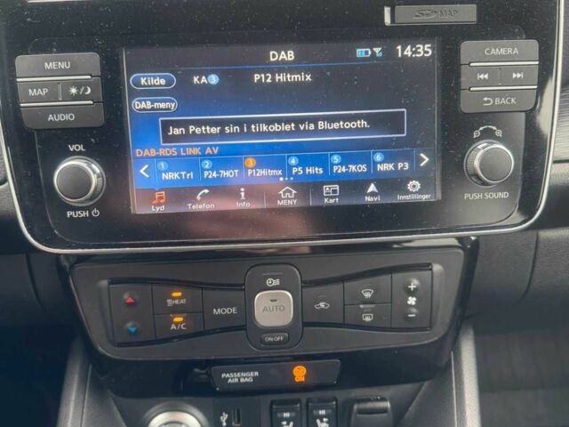 Белый Ниссан Лиф, объемом двигателя 0 л и пробегом 111 тыс. км за 9700 $, фото 9 на Automoto.ua