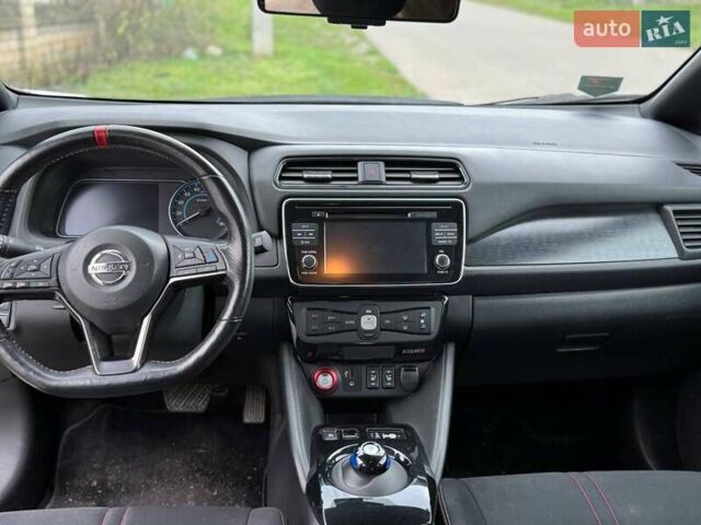 Белый Ниссан Лиф, объемом двигателя 0 л и пробегом 33 тыс. км за 16400 $, фото 23 на Automoto.ua