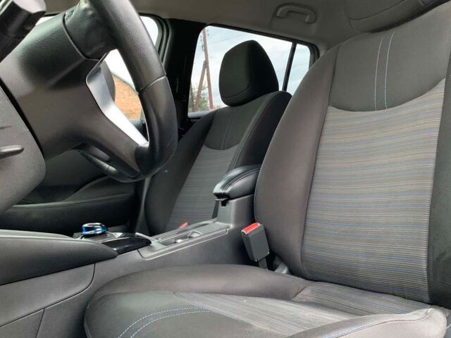 Білий Ніссан Ліф, об'ємом двигуна 40 л та пробігом 80 тис. км за 12800 $, фото 8 на Automoto.ua