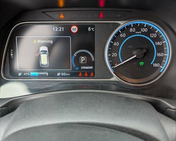 Белый Ниссан Лиф, объемом двигателя 0 л и пробегом 112 тыс. км за 12200 $, фото 15 на Automoto.ua