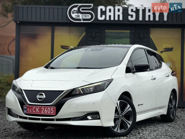 Белый Ниссан Лиф, объемом двигателя 0 л и пробегом 157 тыс. км за 11700 $, фото 1 на Automoto.ua