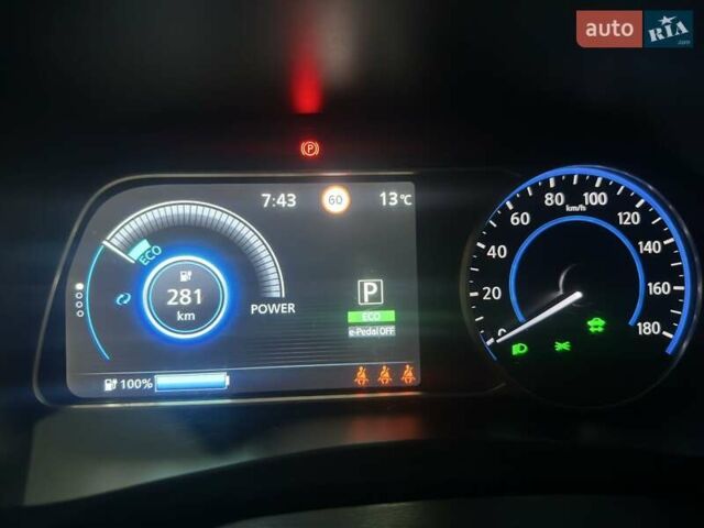 Белый Ниссан Лиф, объемом двигателя 0 л и пробегом 132 тыс. км за 12999 $, фото 3 на Automoto.ua