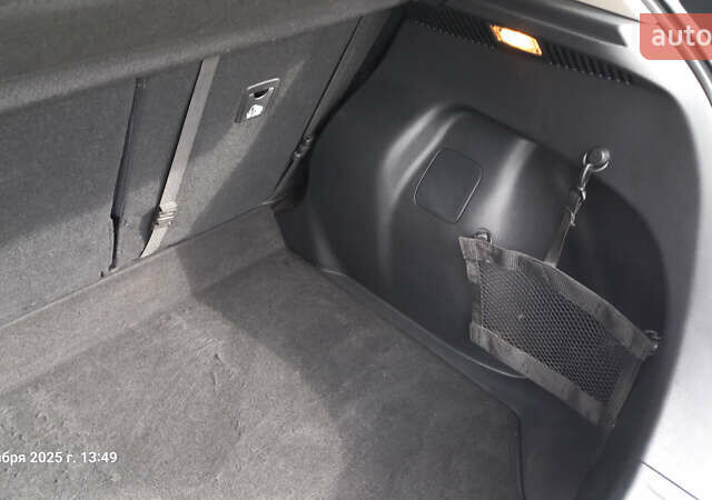 Белый Ниссан Лиф, объемом двигателя 0 л и пробегом 82 тыс. км за 15600 $, фото 2 на Automoto.ua