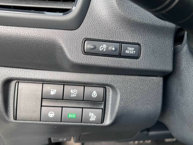 Белый Ниссан Лиф, объемом двигателя 0 л и пробегом 115 тыс. км за 12700 $, фото 14 на Automoto.ua