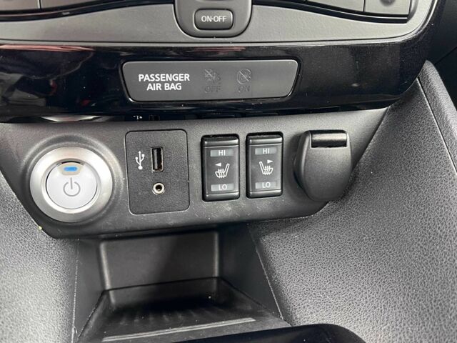 Белый Ниссан Лиф, объемом двигателя 0 л и пробегом 115 тыс. км за 12700 $, фото 12 на Automoto.ua