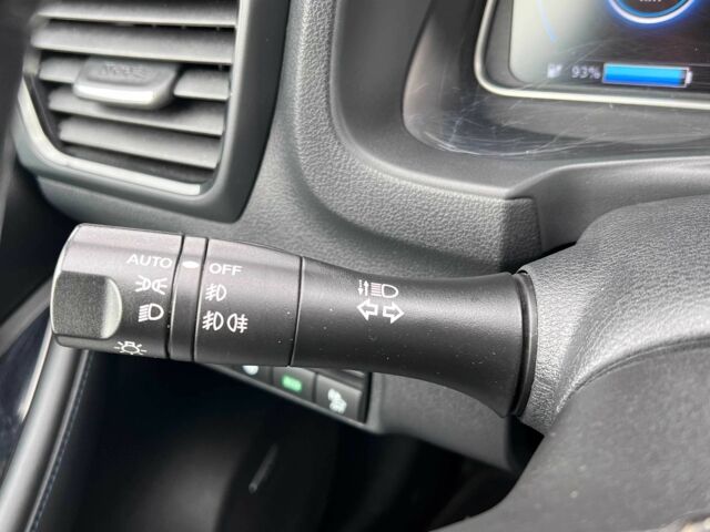 Белый Ниссан Лиф, объемом двигателя 0 л и пробегом 115 тыс. км за 12700 $, фото 10 на Automoto.ua