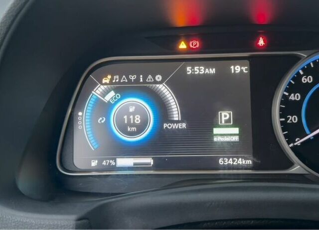 Белый Ниссан Лиф, объемом двигателя 0 л и пробегом 63 тыс. км за 11800 $, фото 7 на Automoto.ua