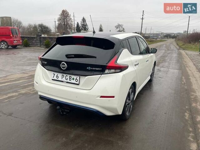 Белый Ниссан Лиф, объемом двигателя 0 л и пробегом 108 тыс. км за 12700 $, фото 12 на Automoto.ua