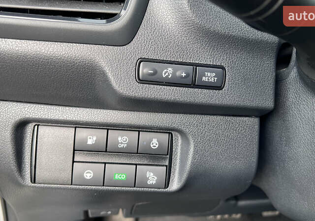 Белый Ниссан Лиф, объемом двигателя 0 л и пробегом 114 тыс. км за 12950 $, фото 19 на Automoto.ua