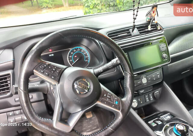 Белый Ниссан Лиф, объемом двигателя 0 л и пробегом 82 тыс. км за 15600 $, фото 38 на Automoto.ua