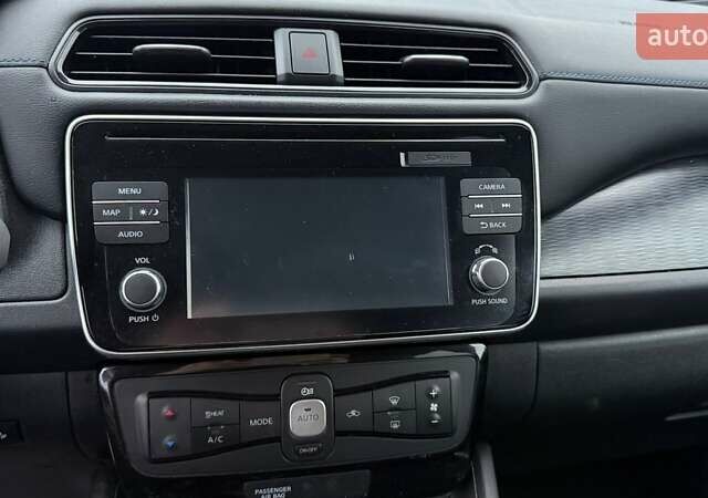 Белый Ниссан Лиф, объемом двигателя 0 л и пробегом 63 тыс. км за 6231 $, фото 1 на Automoto.ua