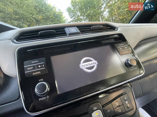 Білий Ніссан Ліф, об'ємом двигуна 0 л та пробігом 160 тис. км за 12659 $, фото 12 на Automoto.ua