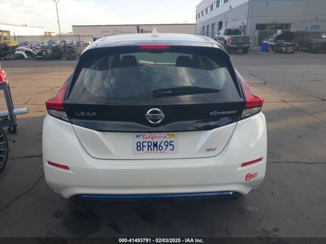 Белый Ниссан Лиф, объемом двигателя 0 л и пробегом 84 тыс. км за 7700 $, фото 4 на Automoto.ua