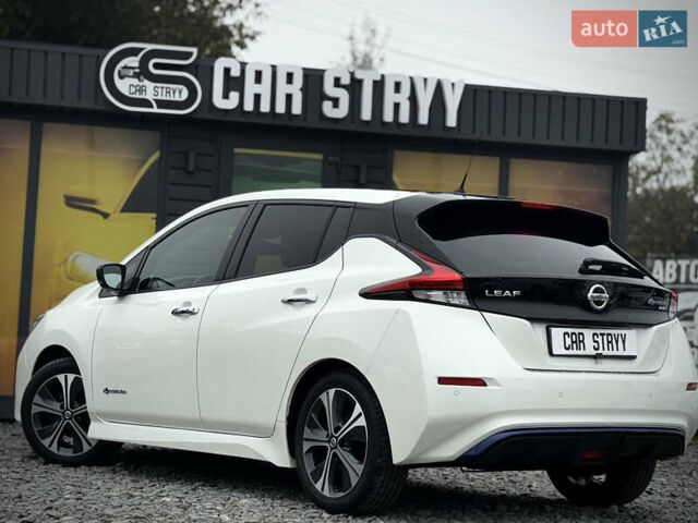 Белый Ниссан Лиф, объемом двигателя 0 л и пробегом 157 тыс. км за 11700 $, фото 14 на Automoto.ua