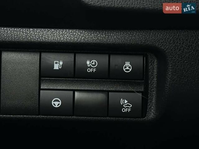 Білий Ніссан Ліф, об'ємом двигуна 0 л та пробігом 162 тис. км за 13601 $, фото 57 на Automoto.ua