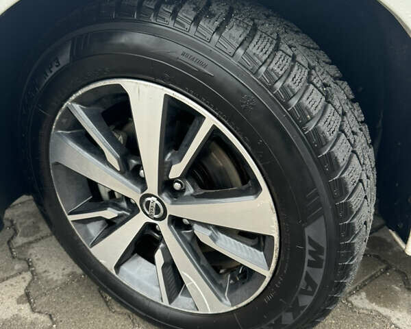 Белый Ниссан Лиф, объемом двигателя 0 л и пробегом 116 тыс. км за 11800 $, фото 96 на Automoto.ua