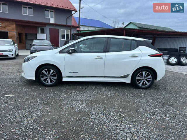 Білий Ніссан Ліф, об'ємом двигуна 0 л та пробігом 181 тис. км за 9800 $, фото 3 на Automoto.ua