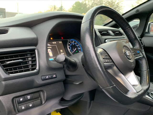 Білий Ніссан Ліф, об'ємом двигуна 40 л та пробігом 80 тис. км за 12800 $, фото 14 на Automoto.ua